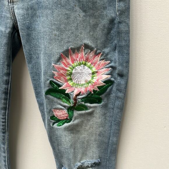 Mother high Waisted Looker Crop Denim Jeans In Chatterbox Embroidered Size 28 - Picture 3 of 15